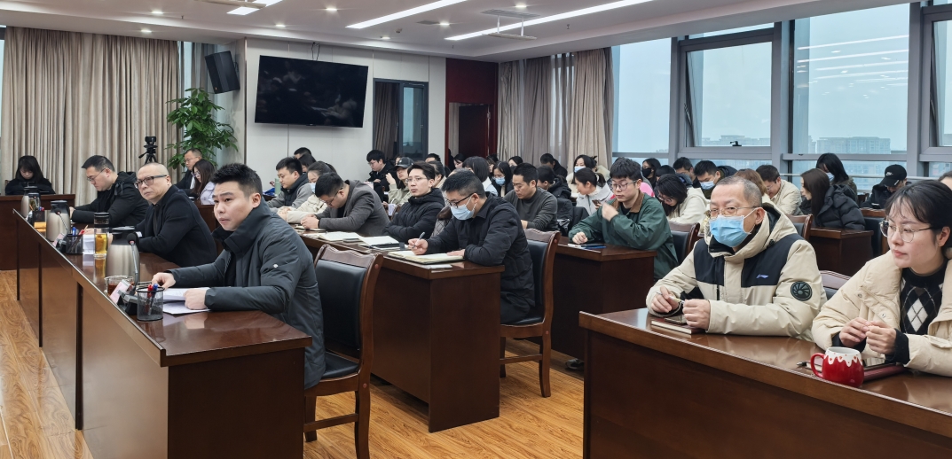 內(nèi)江建工集團(tuán)舉辦第二屆“以書(shū)為伴，鑄就卓越”讀書(shū)會(huì)演講比賽