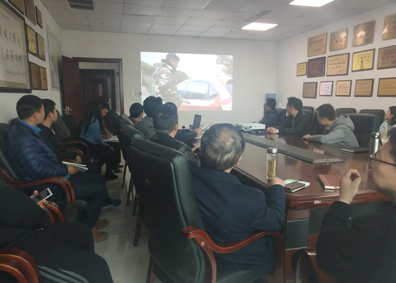 1553585989109904.jpg 1553585989109904.jpg