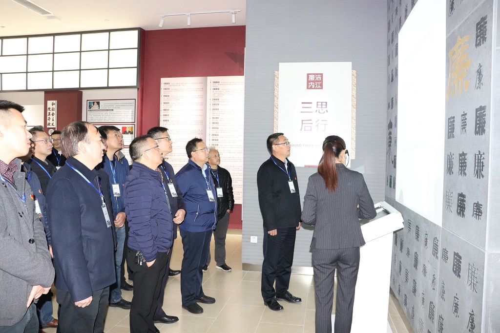 1574824051941500.jpg IMG_2672.JPG