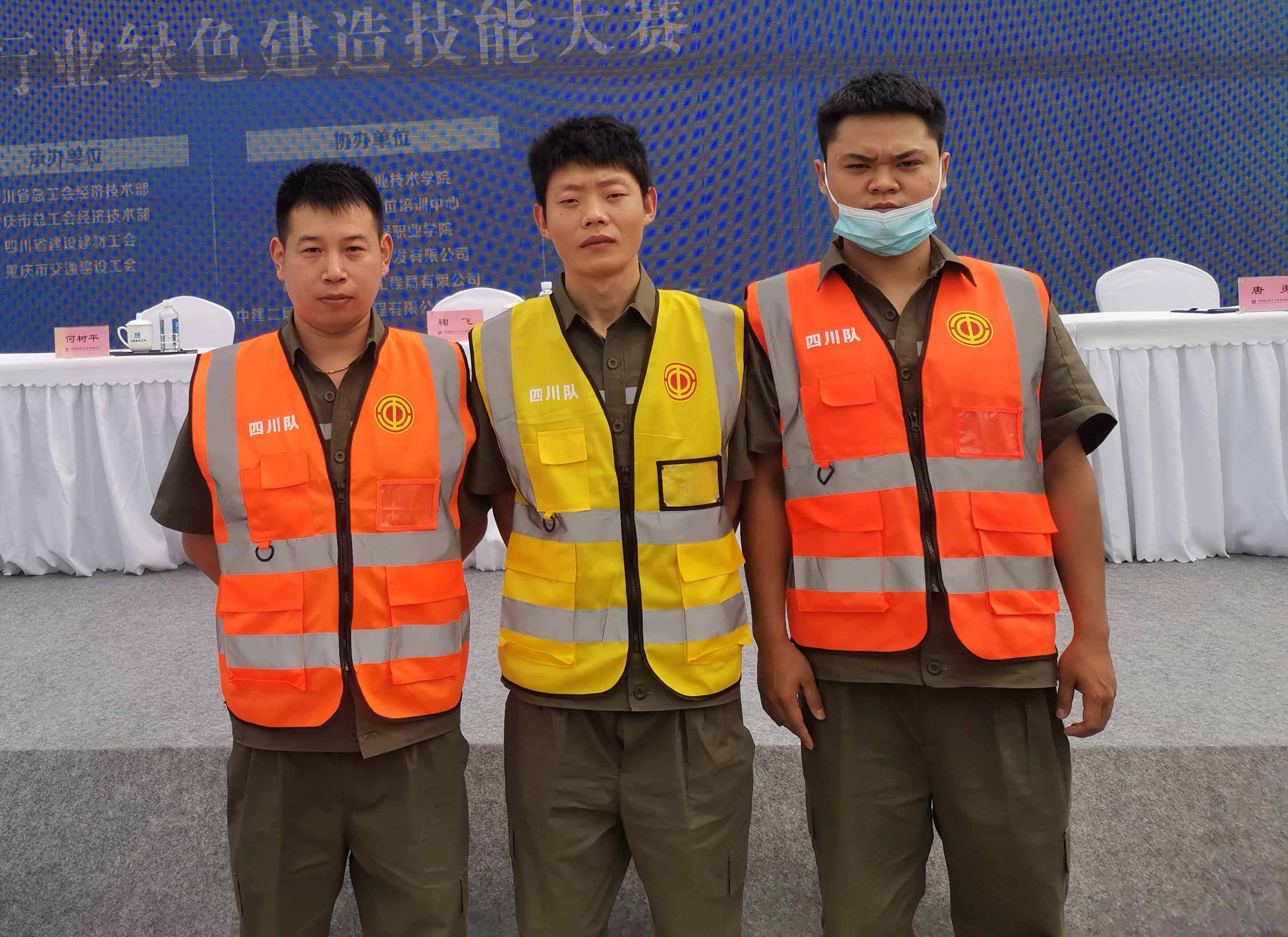 1656404214889130.jpg 1656404214889130.jpg