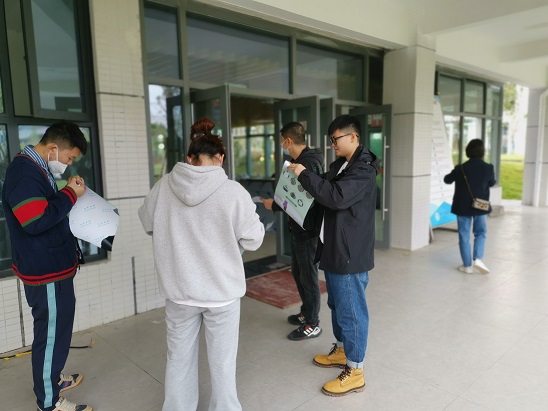 1665479422948310.jpg 圖3 張貼食堂消費(fèi)系統(tǒng)注冊流程海報(bào).jpg