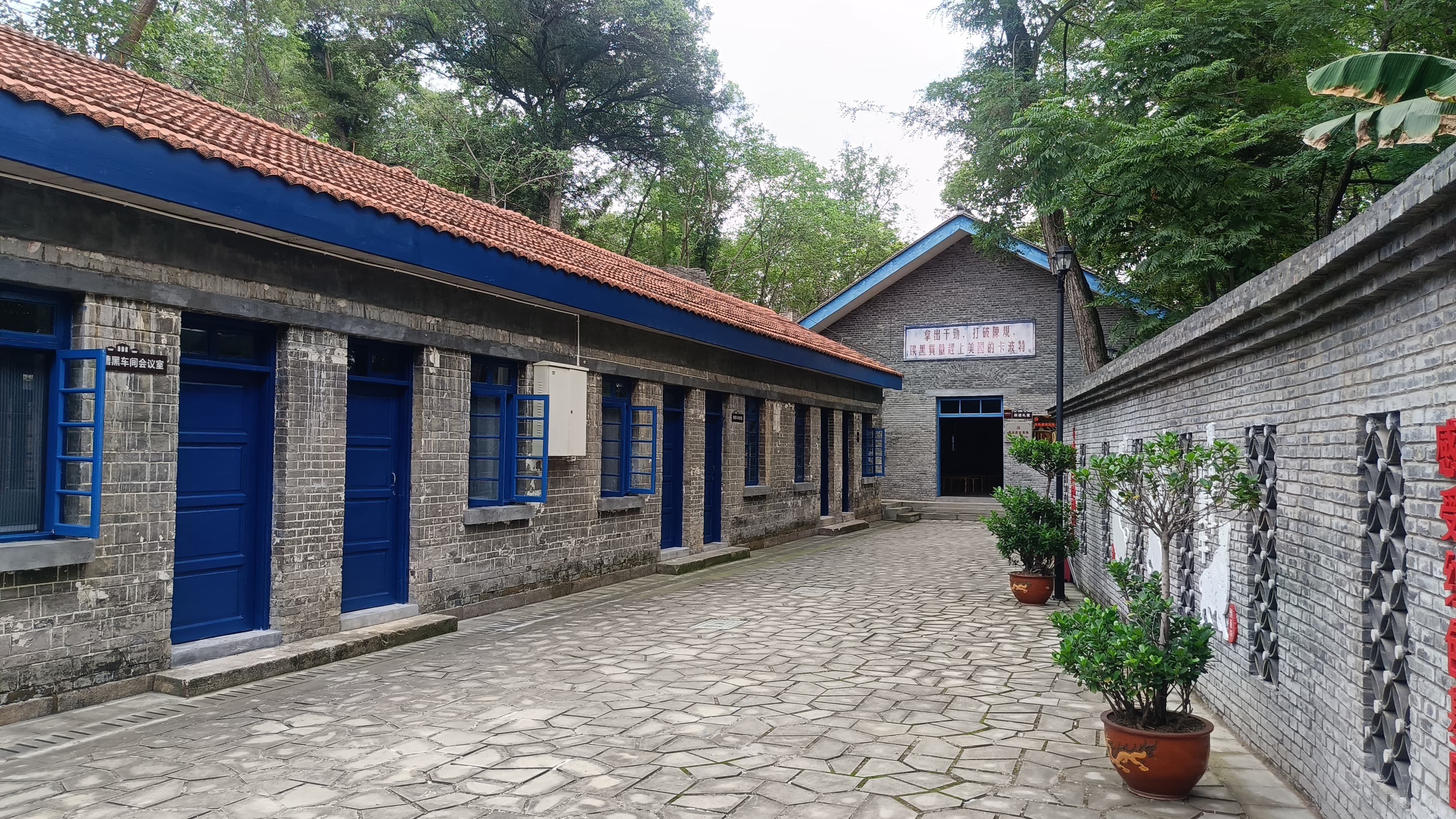 1688982332759462.jpg 1688982332759462.jpg