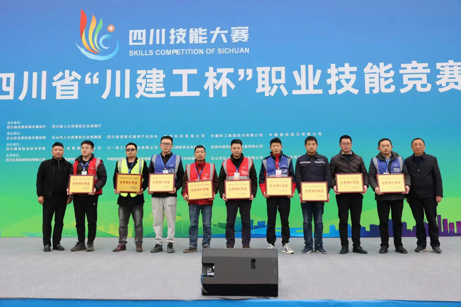 1703819223286616.jpg 1703819223286616.jpg